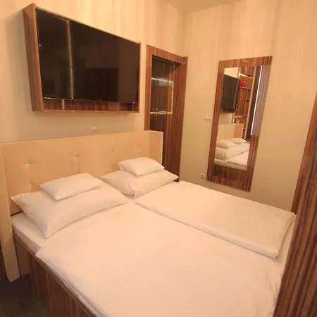 Vadaszkuert Superior Hotel 2*