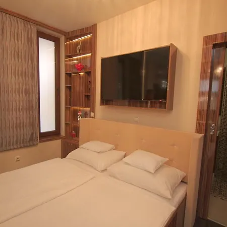 Hotel Vadaszkuert Superior Székesfehérvár