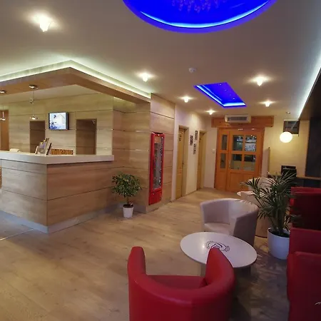 Vadaszkuert Superior Отель 2*