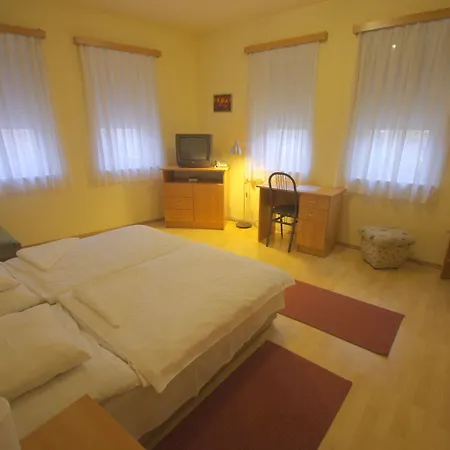 Отель Vadaszkuert Superior