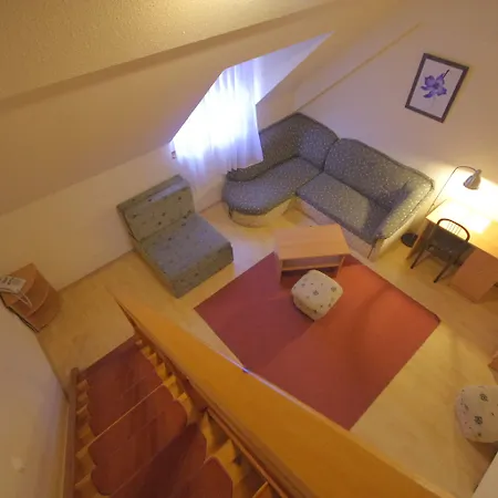 Vadaszkuert Superior 2*