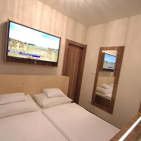 Vadaszkuert Superior 2*