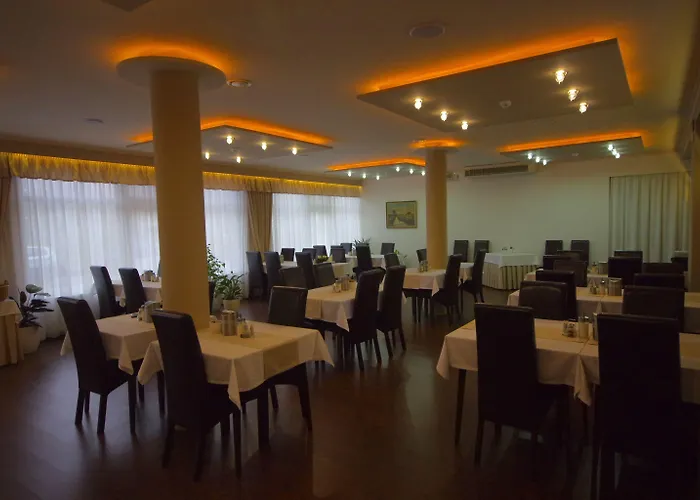 Vadaszkuert Superior Székesfehérvár